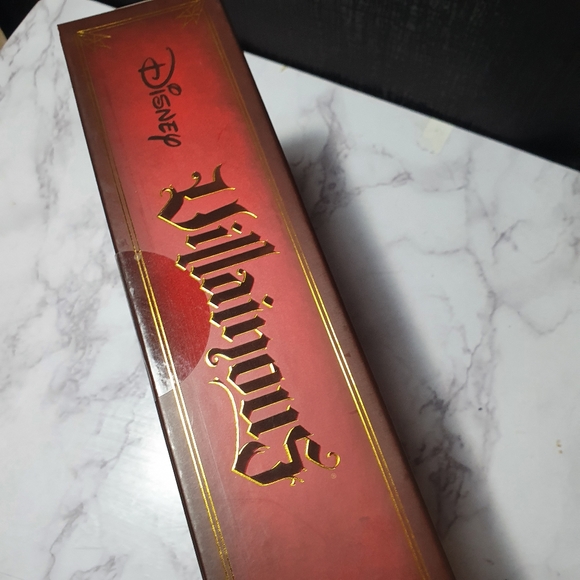 Disney Villainous Perfectly Wretched Strategy Board Game - New - Picture 2 of 5